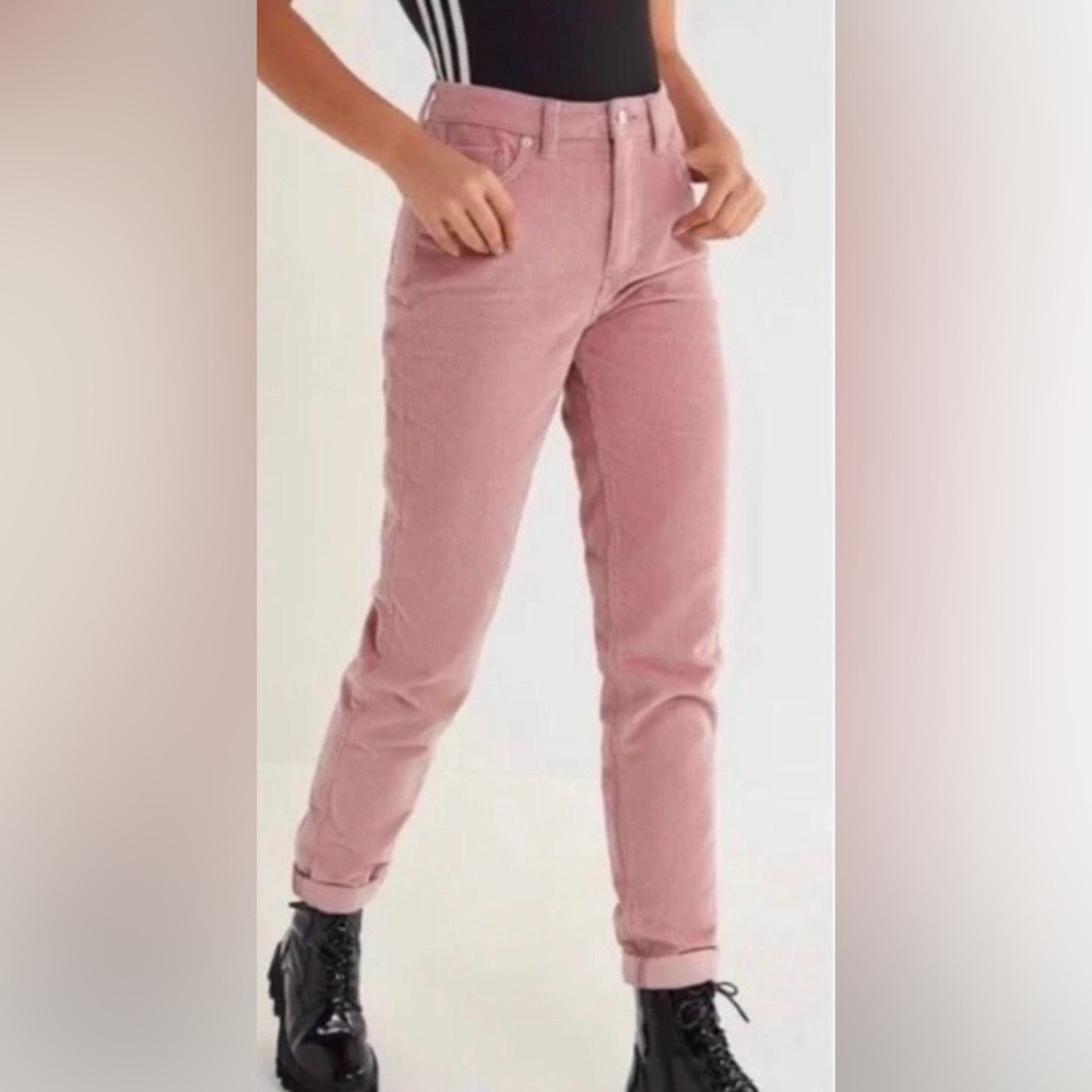 BDG Mom High Rise Pink Corduroy Pants Dusty Rose UO W26 L32 Straight Leg Women